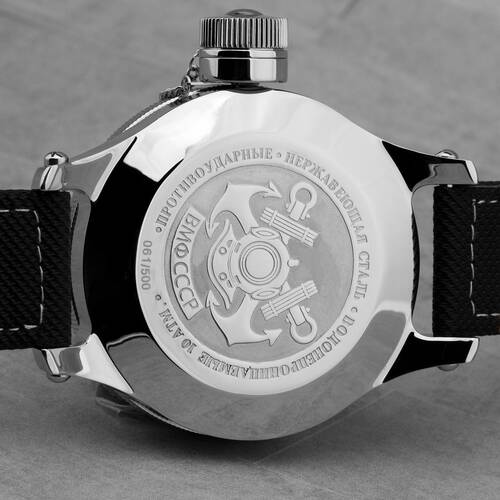 MOLNIJA 3602 Armbanduhr russische mechanische Uhr aus Russland XXL