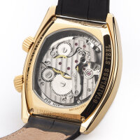 BURAN V.M. Wecker 2612 Tonneau Alarm russiche machanische Armbanduhr finissiert